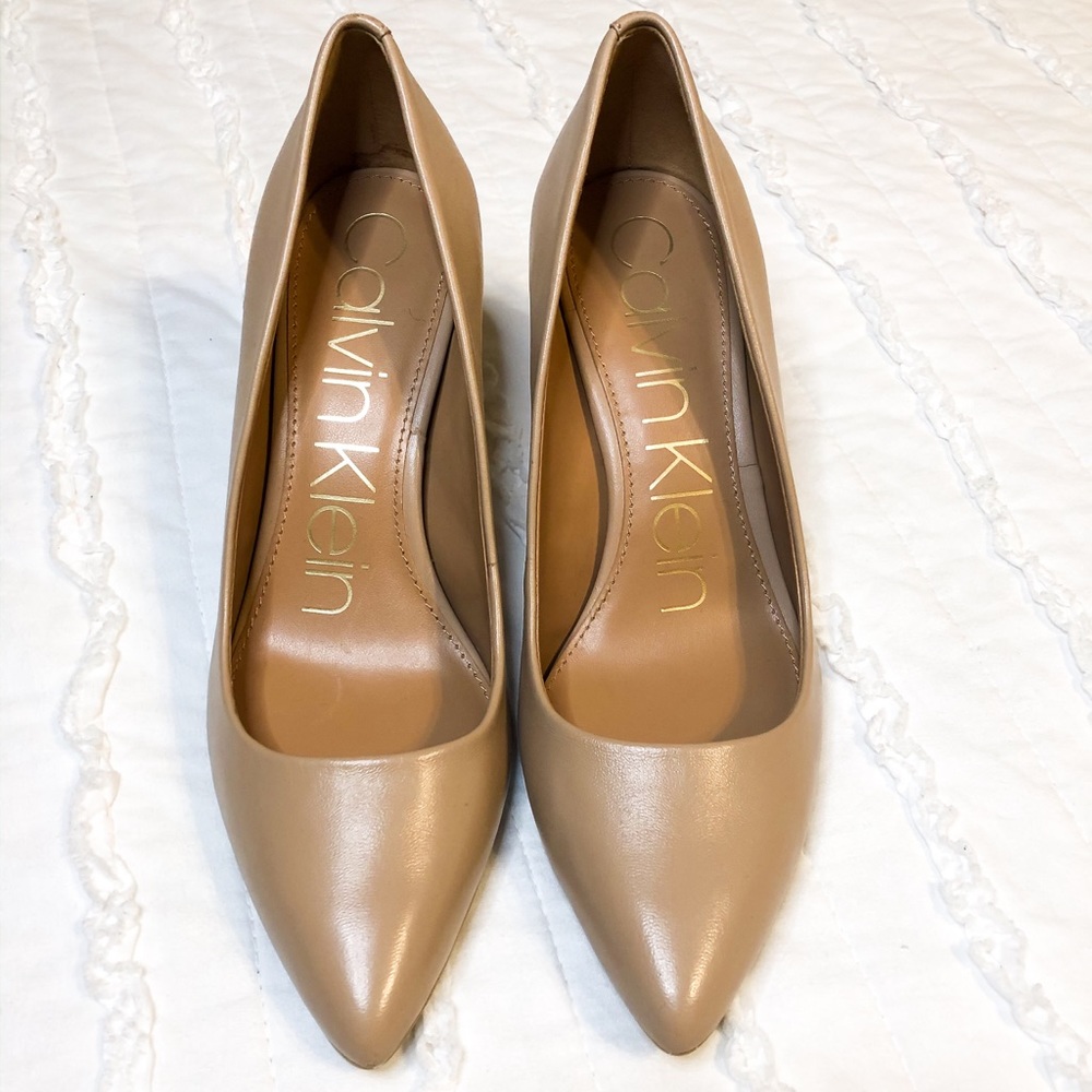 NWOT Calvin Klein Nude Heels
